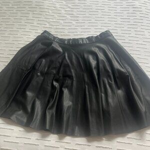 Black Leather Pleated Club Monaco Skirt